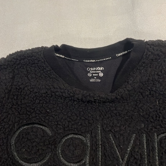 Calvin Klein fleece sweatshirt - Picture 2 of 3